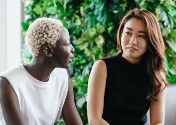 How ‘deliberate listening’ builds bonds between managers and employees