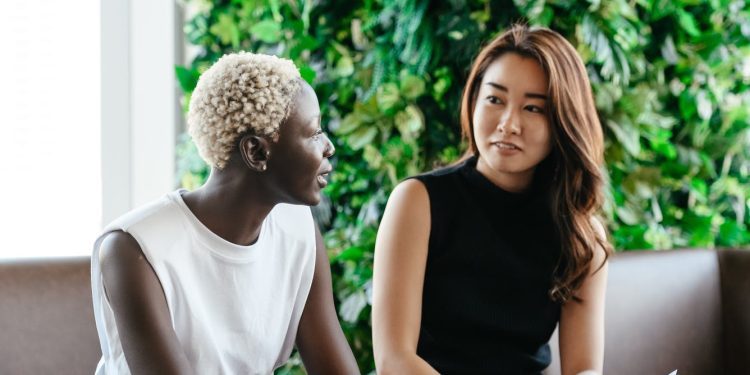 How ‘deliberate listening’ builds bonds between managers and employees