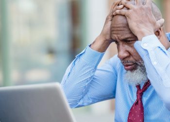 How expert newcomers can stave off main profession sacrifices when job-seeking