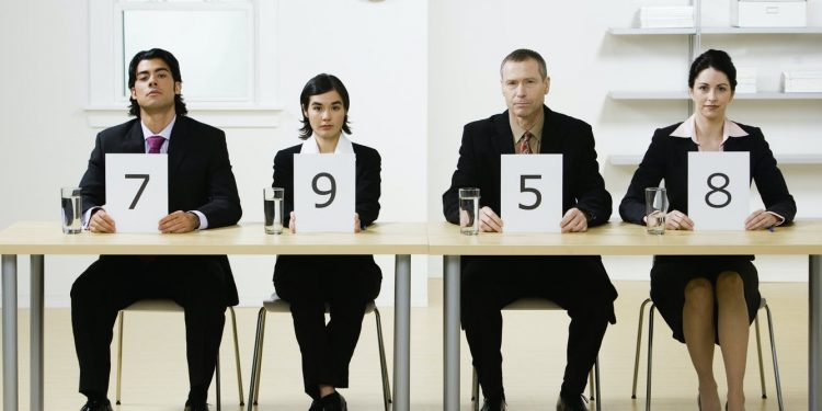 How to make efficiency opinions much less horrible – particularly given the challenges of supervising distant staff