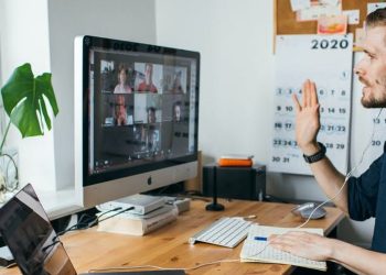 To exhibit their dedication, teleworkers are making themselves extra accessible than ever