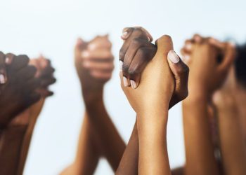 Women are extra aggressive once they’re given an choice to share winnings – a analysis discovering which will assist shut the gender pay hole