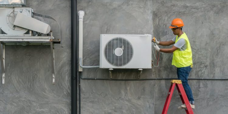 Spare a thought for air-conditioning restore folks. As the planet warms, they’re actually up in opposition to it