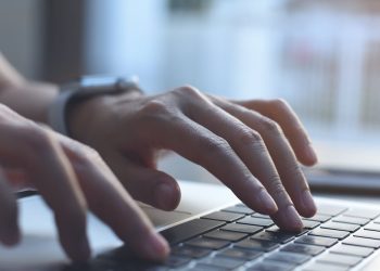 Negative suggestions is a part of academia (and life) – these 6 methods might help you cope