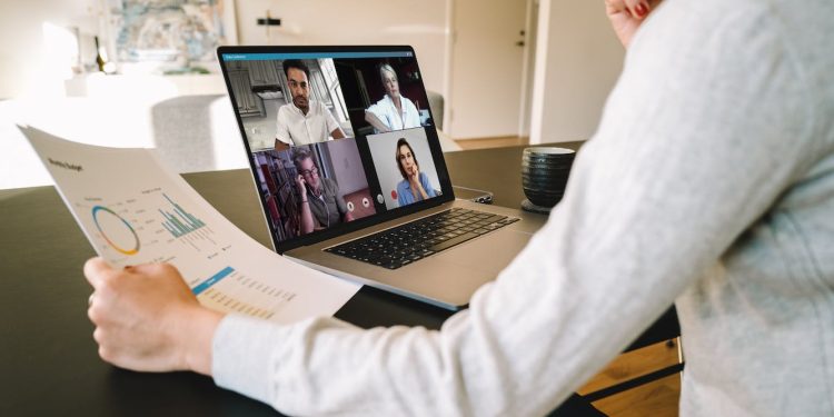 Don’t simply wager on the metrics – private connection is the actual key to managing distant employees properly