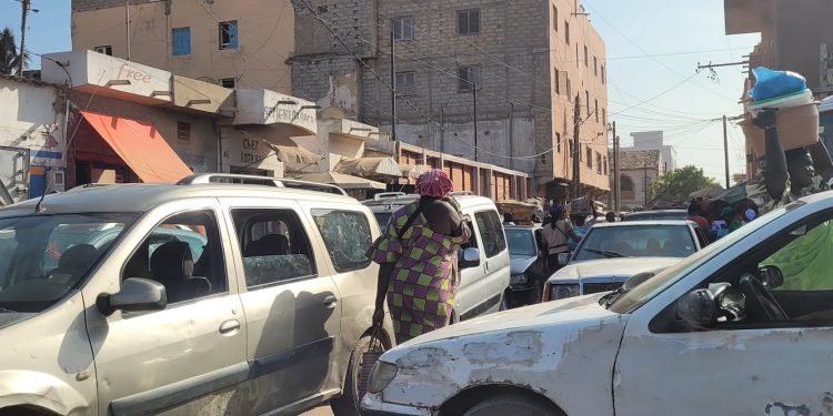 Dakar’s clandestine taxis are important for every day journey – however they’re unlawful