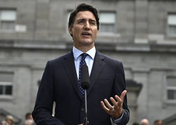 Divorce and separation can have important impacts on enterprise and political leaders